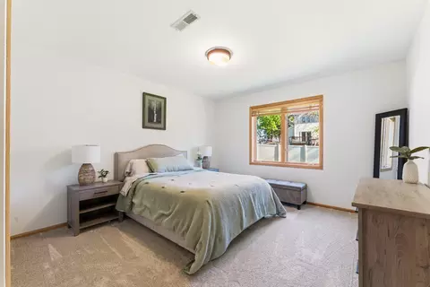 Bedroom - 719 Eastridge Dr, Northfield, MN 55057 photo 6 of 8