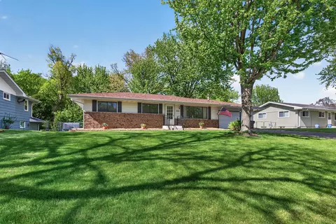 2521 Cedar Ave, White Bear Lake, MN 55110