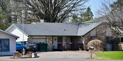 549 23 E, Milaca, MN 56353