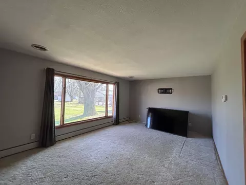 Living - 549 23 E, Milaca, MN 56353 photo 1 of 3