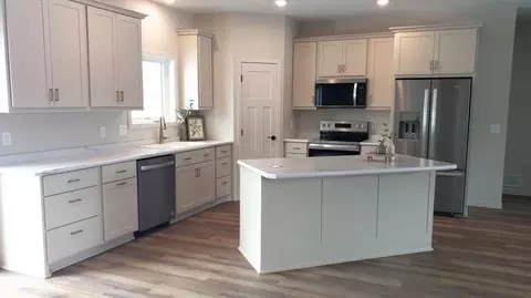 Kitchen - 1005 8th Ave NE, Perham, MN 56573 photo 2 of 2