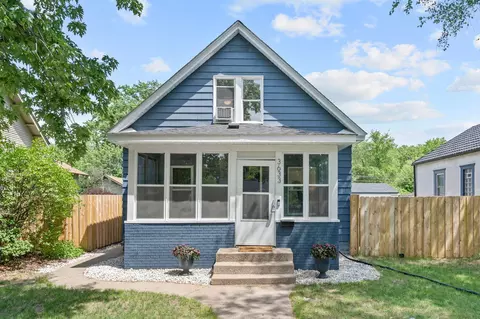 3633 38th Ave S, Minneapolis, MN 55406