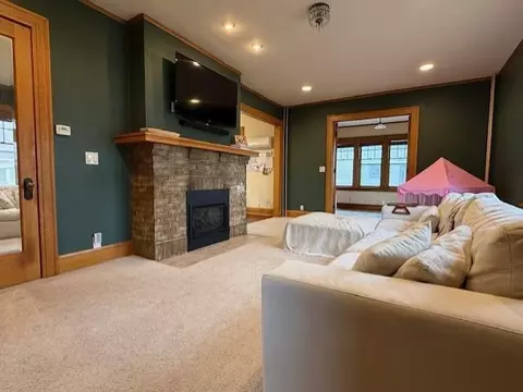 Living - 528 11th St, Windom, MN 56101 photo 1 of 2