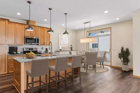 2121 Village Trl, Mound, MN 55364