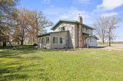 Exterior - 18986 Csah 14, Darwin, MN 55324 photo 6 of 7