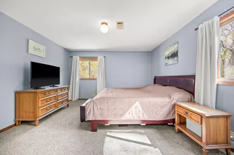 Bedroom - 18986 Csah 14, Darwin, MN 55324 photo 1 of 3
