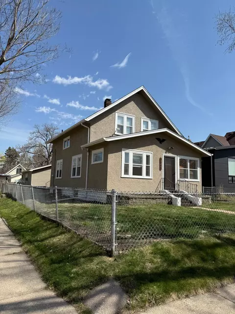3559 2nd St NE, Minneapolis, MN 55418