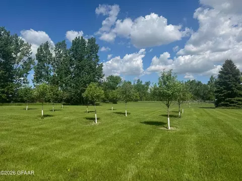 Exterior - 402 Main Ave, Colgate, ND 58046 photo 5 of 6