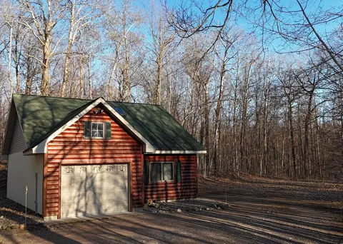 1175 E Superior St, Isle, MN 56342