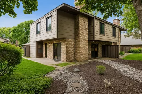 17700 Breconwood Rd, Wayzata, MN 55391