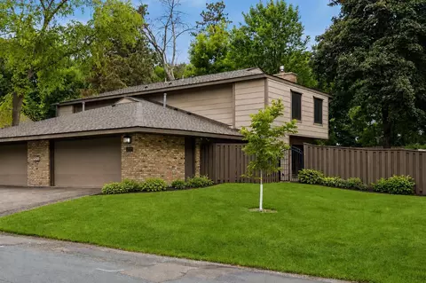 17700 Breconwood Rd, Wayzata, MN 55391