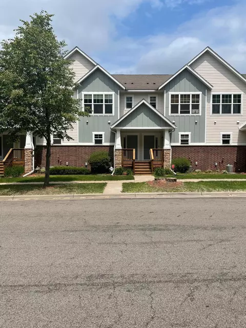 1451 Magnolia Ave E, Saint Paul, MN 55106