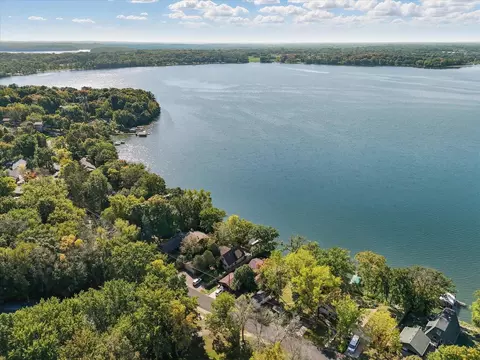 3083 Lake Shore Ave, Medina, MN 55359 photo 8