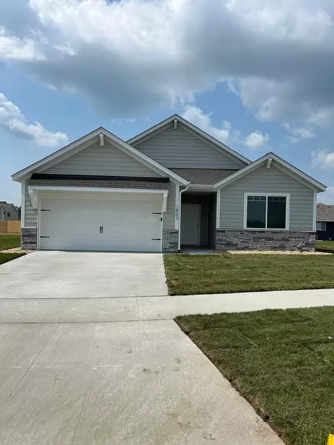 1863 Robinson Ln NE, Byron, MN 55920