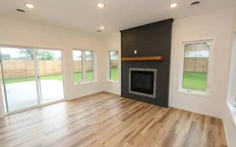1007 8th Ave NE, Perham, MN 56573 photo 7