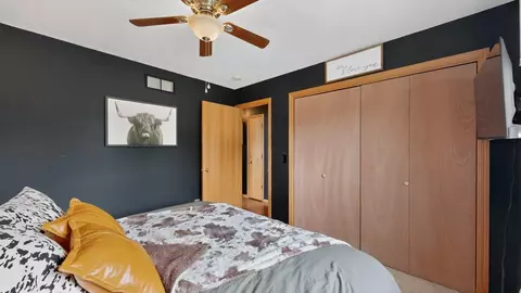 Bedroom - 100 Capelle St, Spring Valley, MN 55975 photo 4 of 8