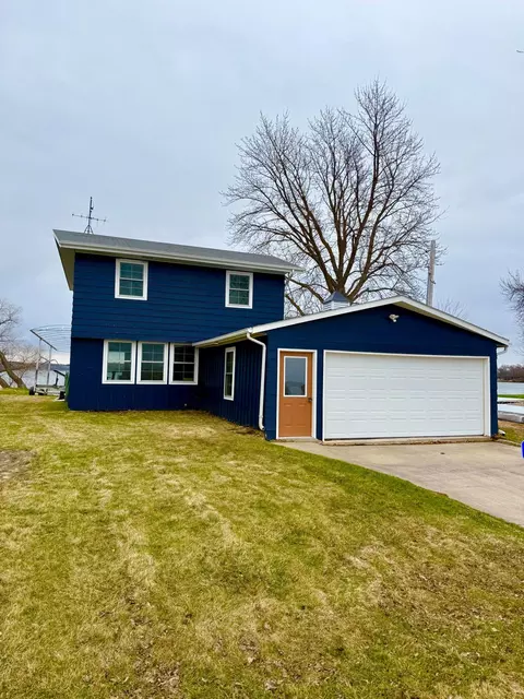 12589 13th St NW, Spicer, MN 56288