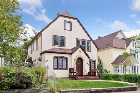 2630 Dupont Ave N, Minneapolis, MN 55411