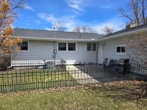 Exterior - 77 23rd Ave N, Fargo, ND 58102 photo 3 of 4