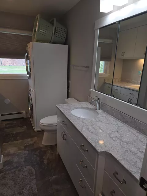 Bath - 77 23rd Ave N, Fargo, ND 58102 photo 1 of 3