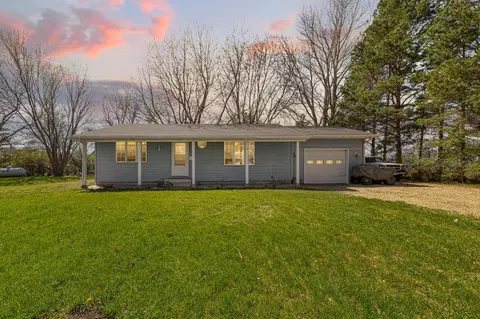 404 3rd Ave, Pemberton, MN 56078