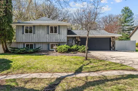 13213 Ferris Ave, Apple Valley, MN 55124