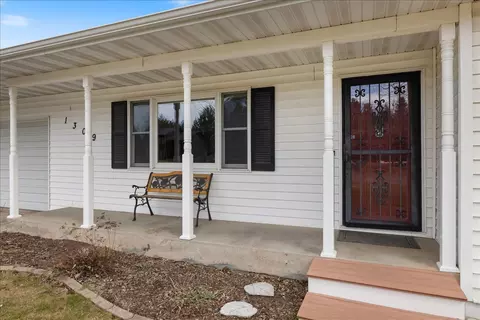 1309 Kenneth Dr, Cloquet, MN 55720