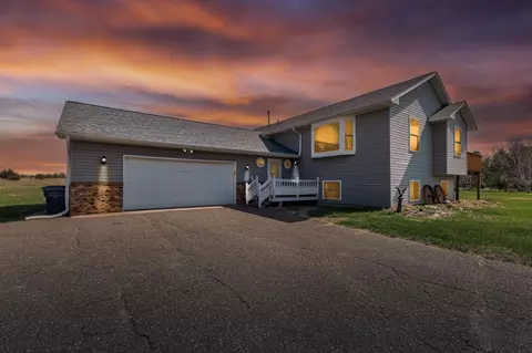 8120 341st St, Stacy, MN 55079