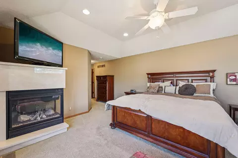 Bedroom - 3489 Wolfberry Ct, Eagan, MN 55123 photo 2 of 7