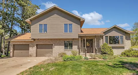 521 2 12 St N, Sartell, MN 56377