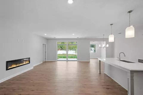 17725 Everest Ave, Lakeville, MN 55044