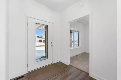 5956 Upper 179th St W, Lakeville, MN 55044