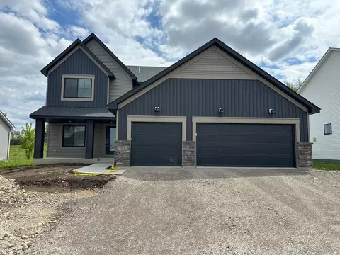 5956 Upper 179th St W, Lakeville, MN 55044
