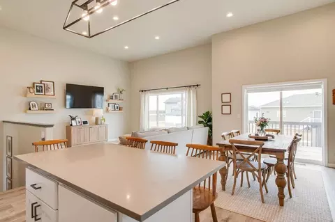 Dining - 507 7th St E, Horace, ND 58047 photo 1 of 4