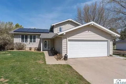 6 Learig Ln, Saint James, MN 56081