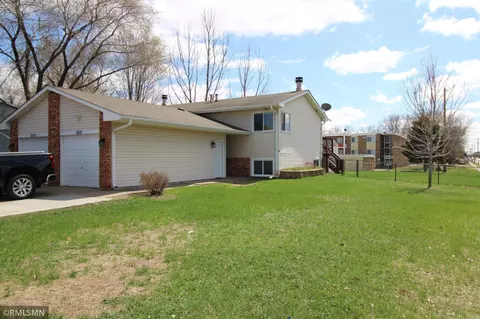 5821 84 12 Ave N, Brooklyn Park, MN 55443