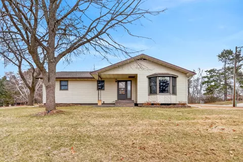 901 NW 9th St, Grand Rapids, MN 55744