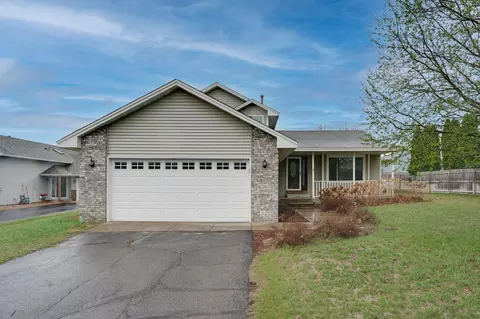 14230 Tungsten St NW, Anoka, MN 55303
