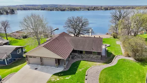 17469 Orchid Ct, Avon, MN 56310
