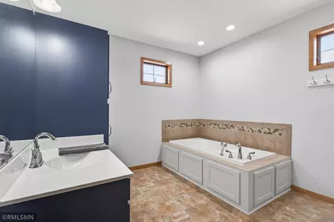 959 Vine Cir, Jordan, MN 55352 photo 25