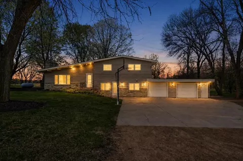 15710 Highway 5 And 25, Young America, MN 55397