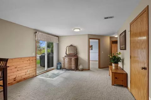 Entry Way - 7018 Eagle Trl, Centerville, MN 55038 photo 4 of 4