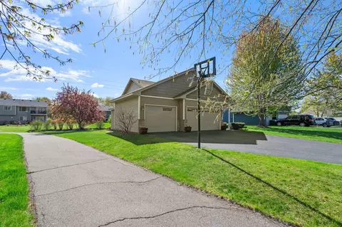 Exterior - 7018 Eagle Trl, Centerville, MN 55038 photo 4 of 24