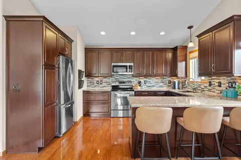 Kitchen - 7018 Eagle Trl, Centerville, MN 55038 photo 1 of 8