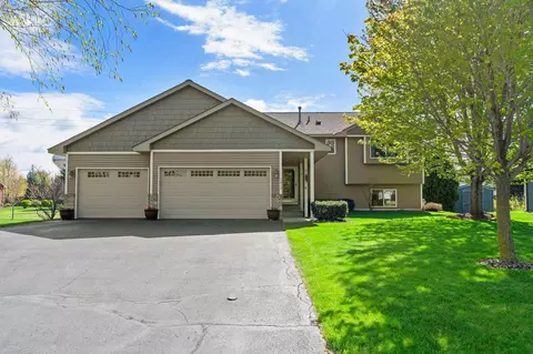 Exterior - 7018 Eagle Trl, Centerville, MN 55038 photo 6 of 24