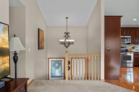 Entry Way - 7018 Eagle Trl, Centerville, MN 55038 photo 2 of 4