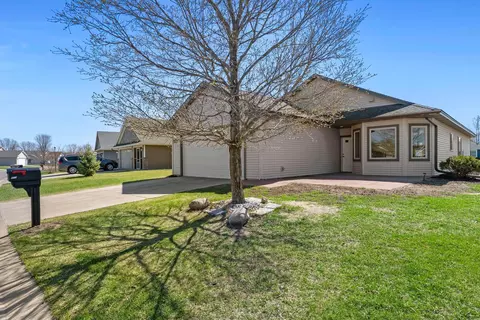 Exterior - 573 Taft Loop S, Cambridge, MN 55008 photo 3 of 5