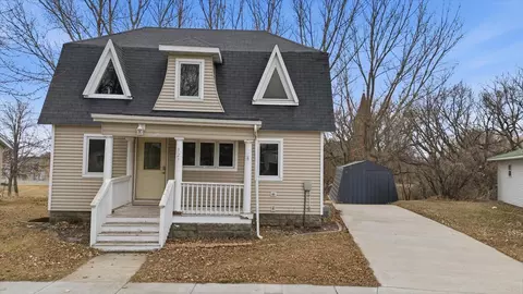 327 2nd St NE, Barnesville, MN 56514