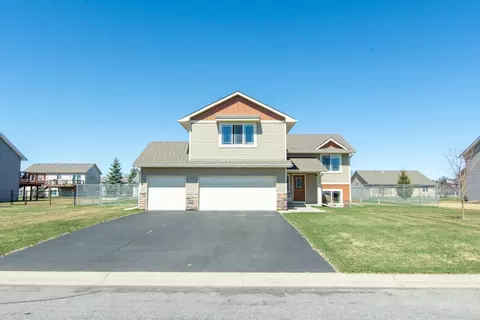 Exterior - 9090 Wolves St, Brainerd, MN 56401 photo 5 of 16