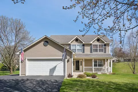 208 Cherrywood Ave NW, Saint Michael, MN 55376